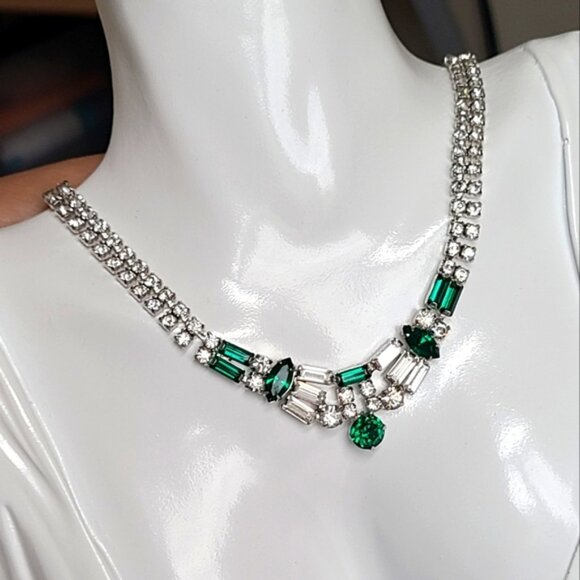Vintage Royal Green Crystal Rhinestone Silver Tone Choker Evening Necklace - Picture 2 of 10